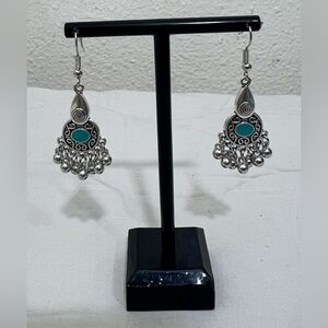 NWOT Boho Retro Silver and Turquoise Dangle Earrings